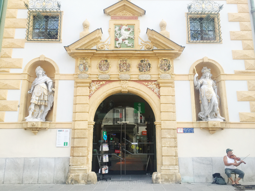 the armory museum graz austria
