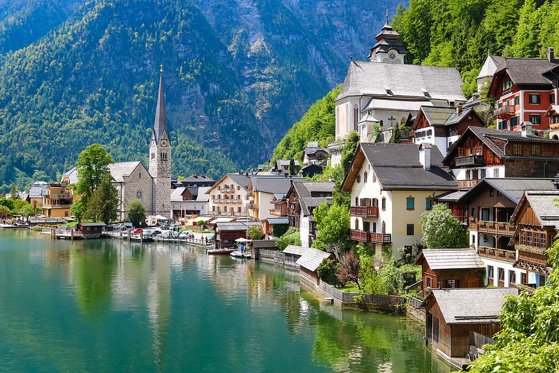 Hallstatt - the best day trip from Vienna